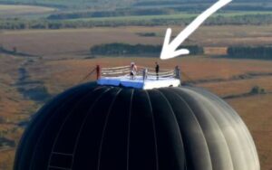 boxing on a hot air balloon, combat sports